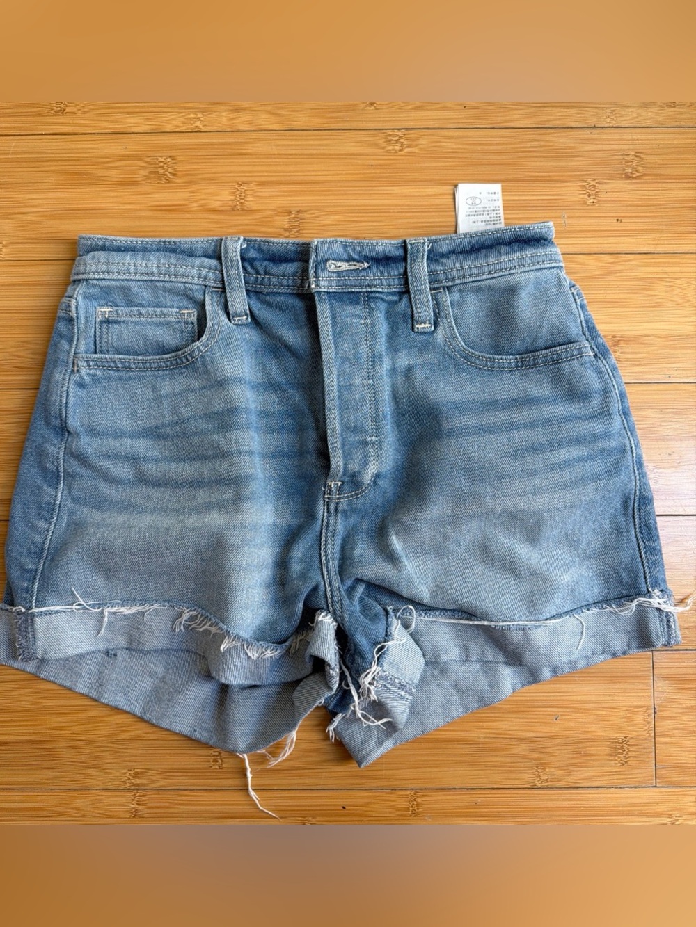 Hollister Ultra High-Rise Mom Shorts